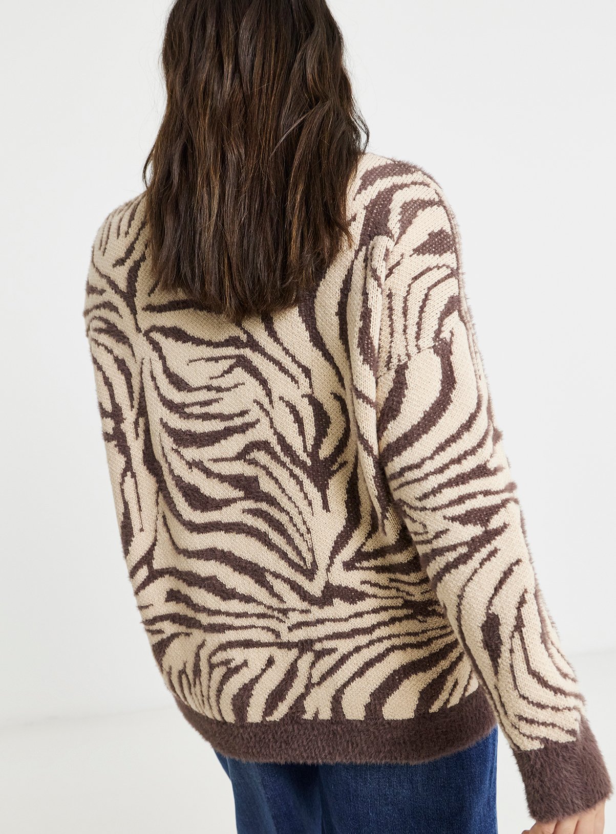 SIMPLY BE Fluffy Zebra Print Crew Neck Jumper 8-10 - Image 2 thumbnail